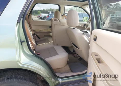 2008 Ford Escape Xlt из США, поврежденный, VIN 1FMCU93198KA77181